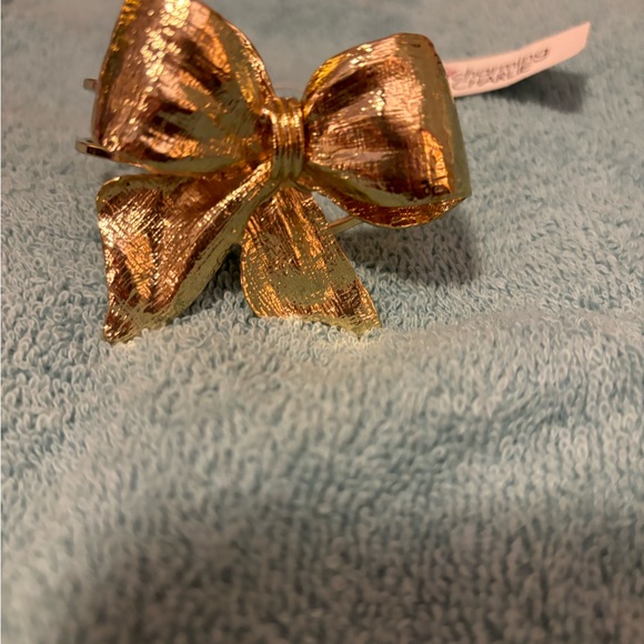 Charming Charlie bow bracelet! - Picture 4 of 4